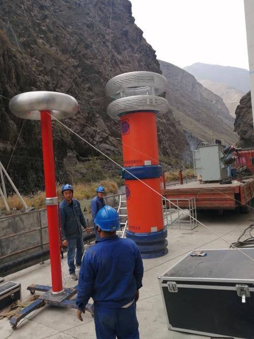 公司成功完成220kv雅色线gis出线c相套管更换